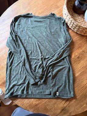 Men's Long Sleeve Crewneck Shirt in Olive Green